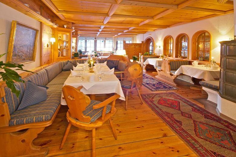 Hotel Schwanen Kaelberbronn Пфальцграфенвайлер Экстерьер фото